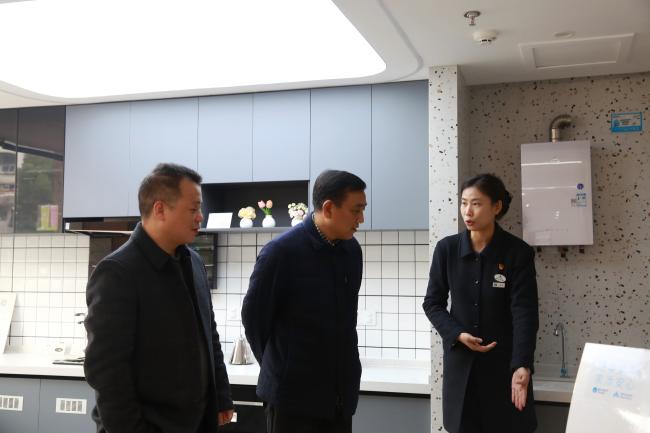 市城管局一行蒞臨安慶港華走訪調(diào)研部署春節(jié)前后重點(diǎn)工作